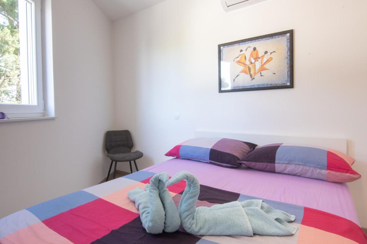 Appartement Apartman Perla à Makarska Extérieur photo